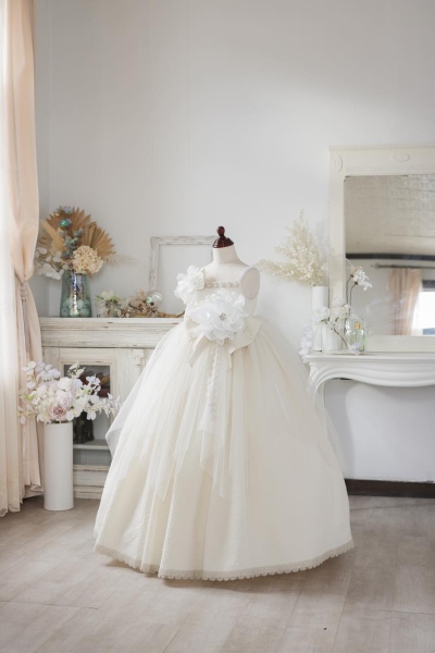 R-147　アイボリー 